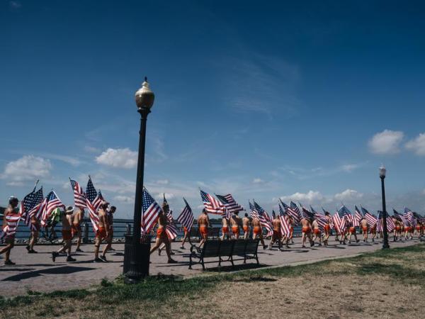 Navy SEAL veterans plan to cross Hudson in iconic NYC&nbsp;swim